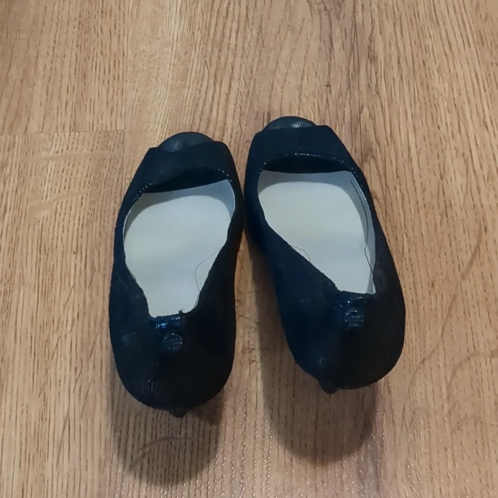 Calvin Klein Peep Toe Heels Size 7 - Picture 3 of 4